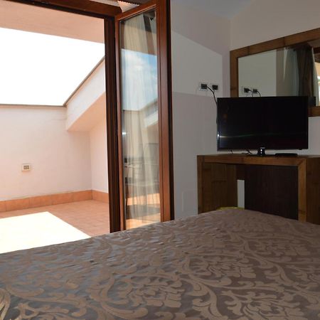 Agriturismo Il Falco Велетри Стая снимка